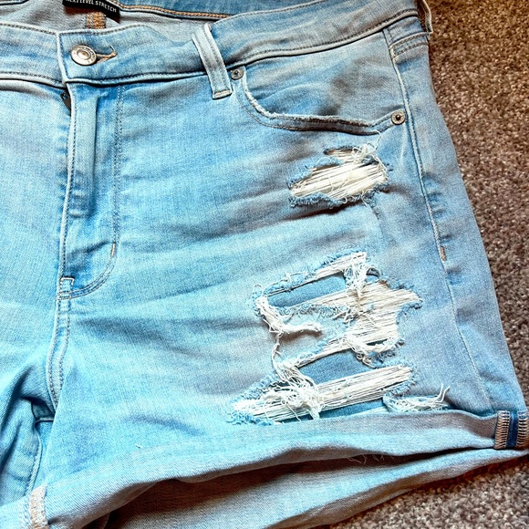 AMERICAN EAGLE SHORTS - Picture 4 of 11
